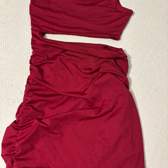 SHEIN Asymmetrical Dress in Vibrant Red - Picture 2 of 2